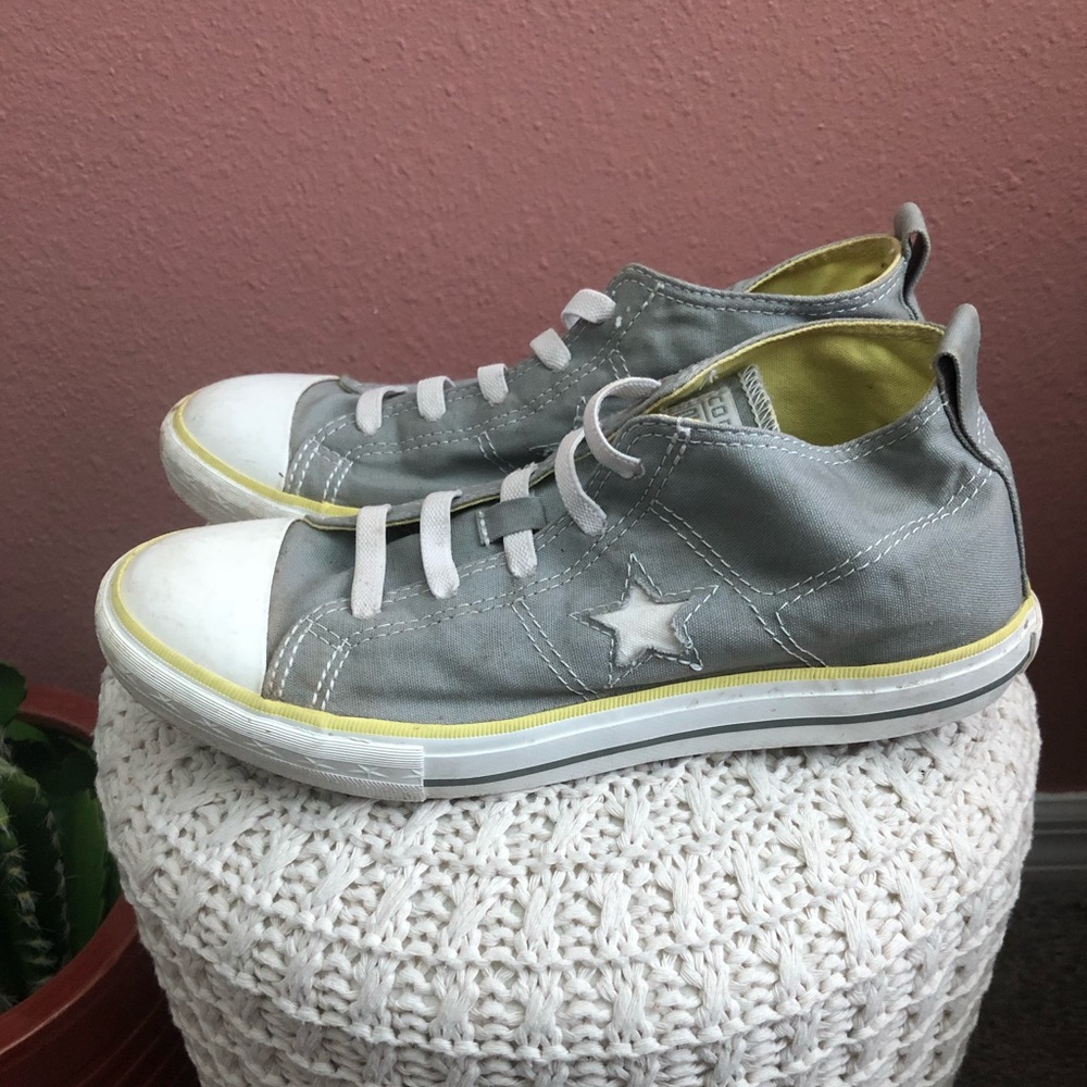 Converse One Star Sneakers